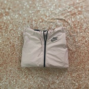 ✨Nike pink windbreaker✨